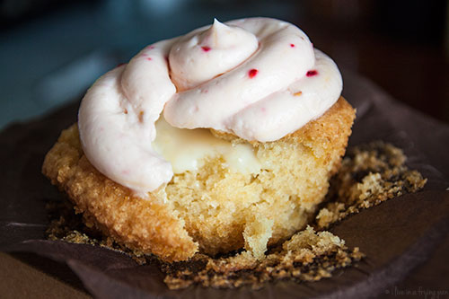 Raspberry White Chocolate Vanilla Cupcake - Mellow Yellow Cafe - Mirdif Dubai 