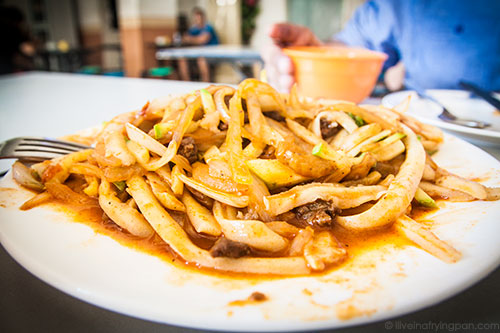 Stir-fry noodles with beef at Lan Zhou Noodle Restaurant - International City - Dubai