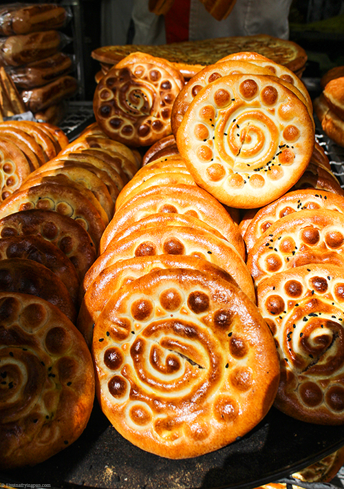 Koolocheh - Street-side bakery - Tehran Iran